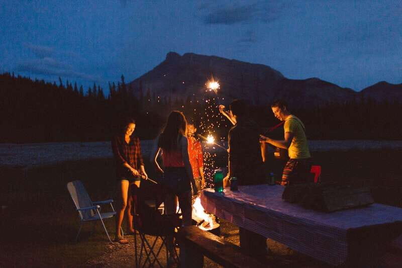 Banff: REMOTE Campfire Experience with Evening Walk - 2hrs - The Scenic Walk and Destination