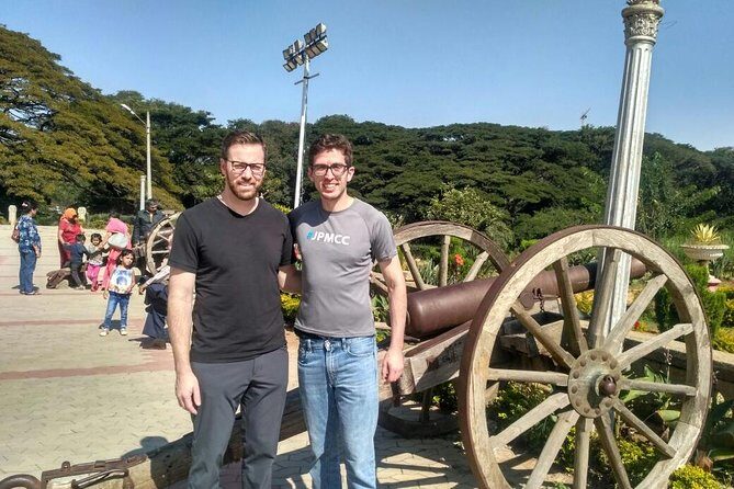 Bangalore city tour with a guide in private car and lunch - FAQ