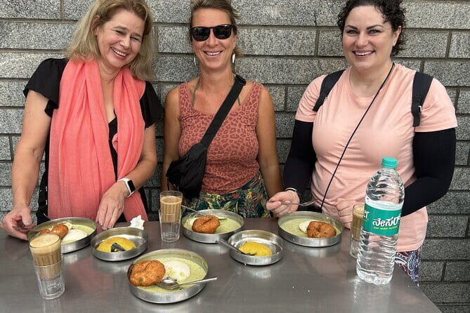 Bangalore Street Food + Lalbagh Garden Walking Tour - V. V. Puram Food Street: A Feast for the Senses
