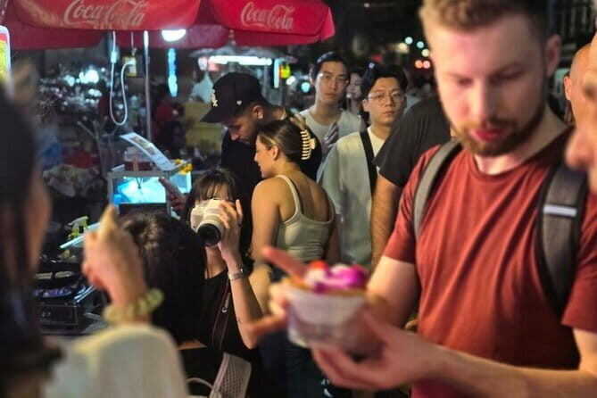 Bangkok: A 4 Hours Tuk Tuk Sightseeing Tour At Iconic Landmarks - Authentic Experiences and Small Details