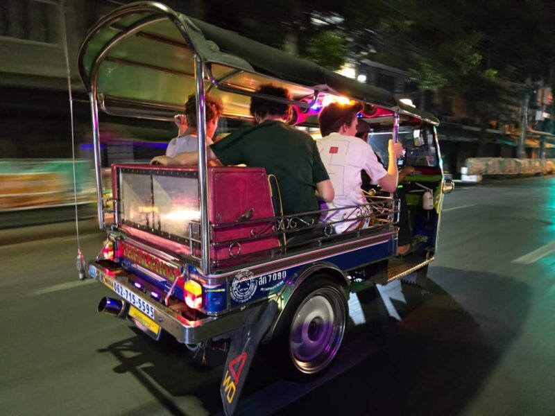 Bangkok: A 4 Hours Tuk Tuk Sightseeing Tour Iconic Landmarks - Key Points