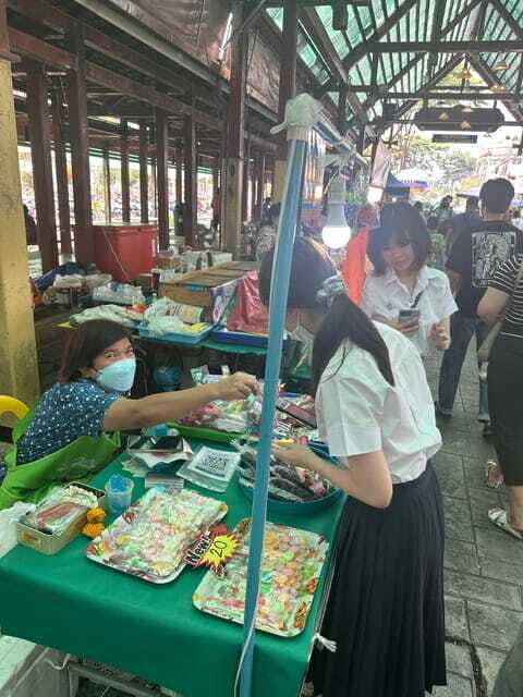 Bangkok: Bite-Sized Food Tour at Floating Market - Who Will Love This Tour?