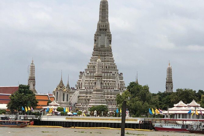 Bangkok: City Highlights Temple and Market Walking Tour - Who Will Enjoy This Tour?