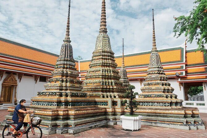 Bangkok City Tour with Guided Temple Visits and Shared Transfers - Evaluating the Price and Value