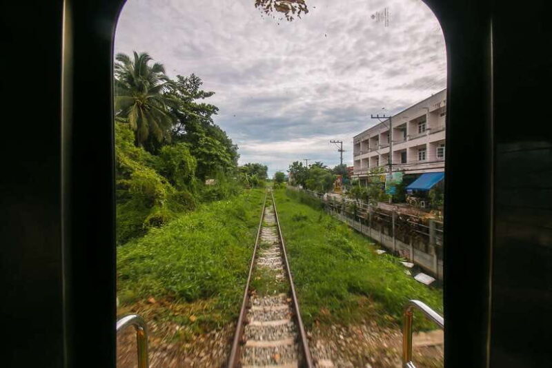 Bangkok: Damnoen Saduak Market and Maeklong Railway Market - Introduction to the Tour: A Window into Thai Market Life