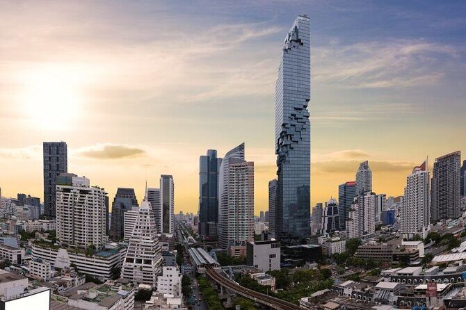 Bangkok Damnoen Saduak, Train Market, Mahanakhon Skywalk - FAQs
