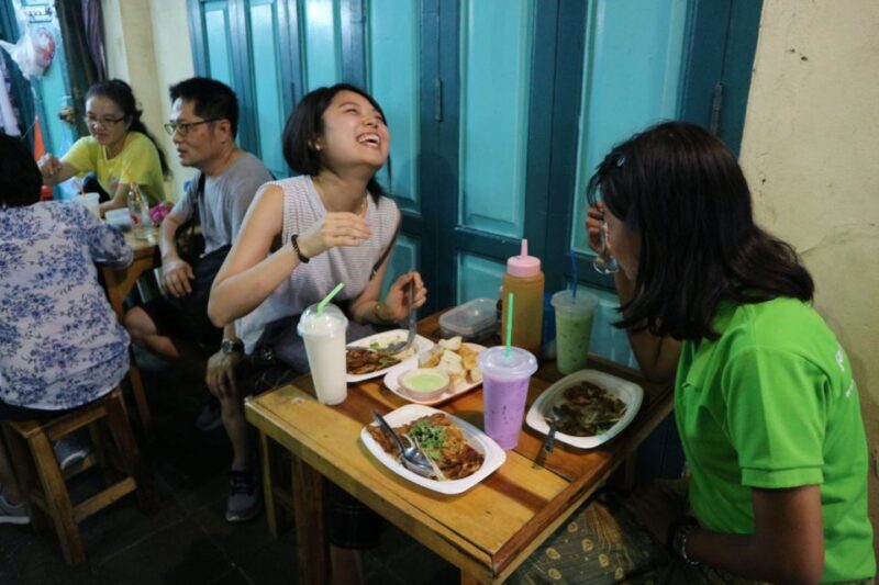 Bangkok: E-Scooter Night Tour with Local Street Food - The Sum Up