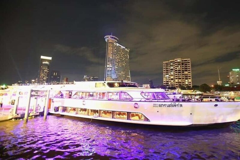 Bangkok: Evening Dinner Cruise with Live Music Chao Phraya - The Landmarks and Views