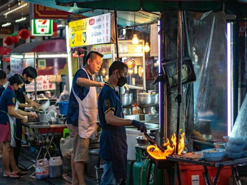 Bangkok: Evening Tour with Wat Arun, Wat Pho & Tuk Tuk Ride - What’s Included and What’s Not?