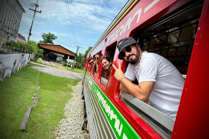 Bangkok: Floating Market and Train Market Experience - Final Thoughts