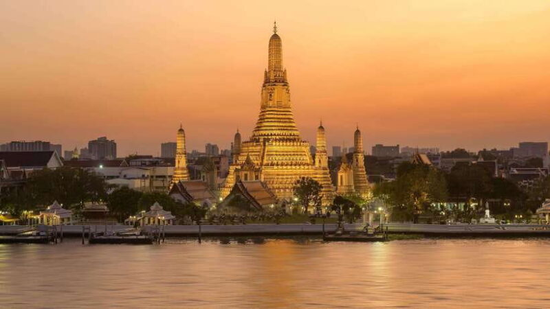 Bangkok: Grand Palace, Wat Pho, and Wat Arun Guided Tour - An In-Depth Look at the Tour Experience