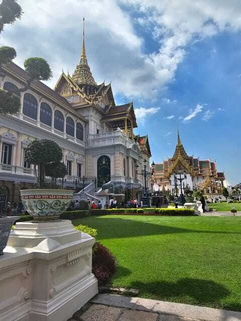 Bangkok : History Temples Markets and Food Tasting - What’s Included and What’s Not