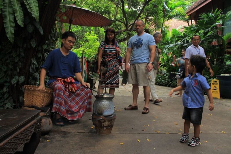 Bangkok: Jim Thompson House and Baan Krua Community Tour - Who Should Consider This Tour?