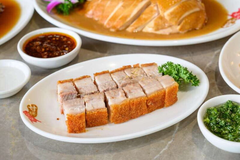 Bangkok: Kam's Roast Central World F&B Packages - What This Experience Offers: A Closer Look