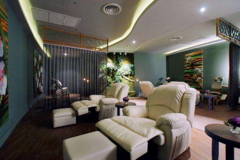 Bangkok: Let's Relax Spa Terminal 21 E-Voucher - What Travelers Should Know