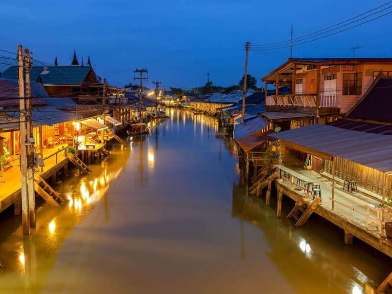 Bangkok: Maeklong Railway & Amphawa Floating Market Day Trip - Final Thoughts