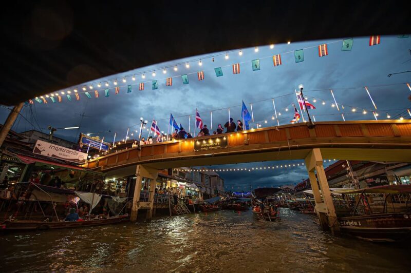 Bangkok: Maeklong Railway Market and Amphawa Floating Market - FAQ