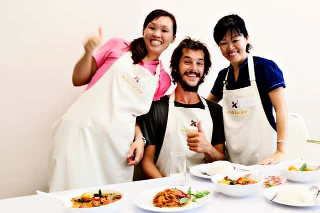 Bangkok: Maliwan Thai Cooking Class with Market Tour - The Sum Up