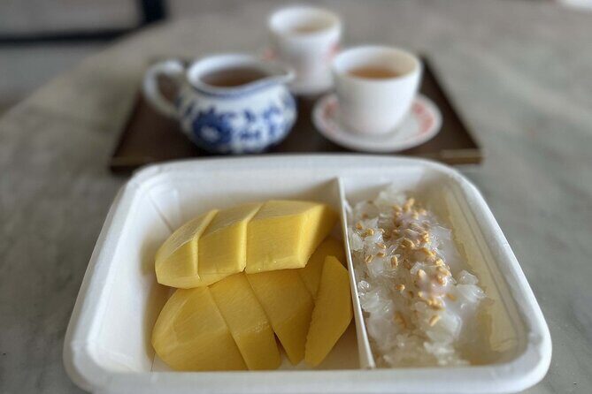 Bangkok Michelin Food Tour by Tuk Tuk (3 Stops, 8 tastings) - Who Would Enjoy This Tour?