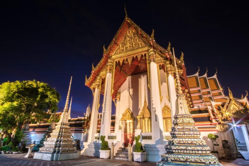 Bangkok: Night Bike Tour with Temples & Flower Market Visit - Who Will Love This Tour?