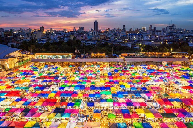 Bangkok Night Lights: Temple & City Tour by Tuk Tuk (SHA Plus) - What Travelers Are Saying