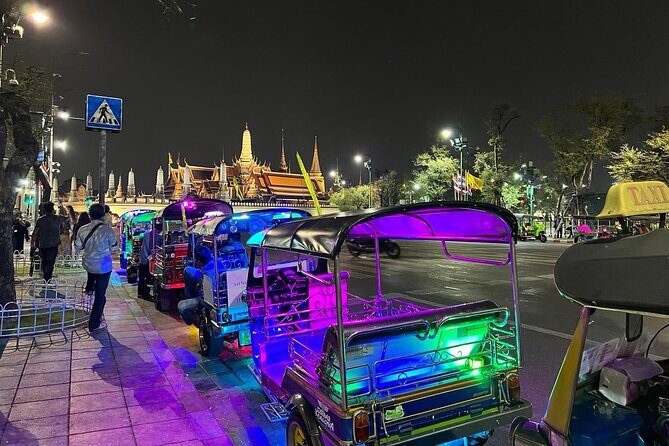 Bangkok Night Tour: Food, Temple & Tuk Tuk - What We Think About the Experience