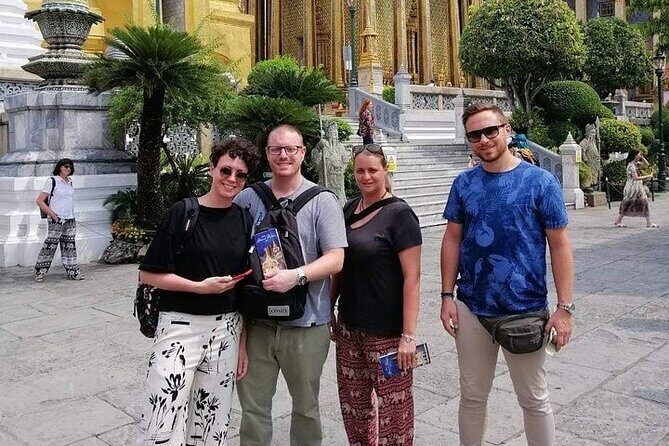 Bangkok Private Walking Tour with A Pro Guide (Tour Car Option) - Value & Practical Considerations