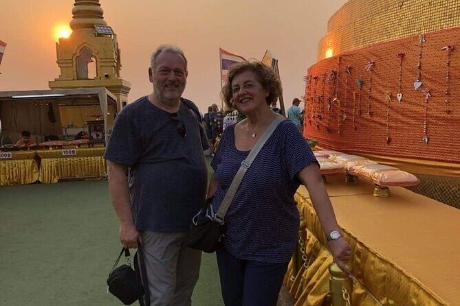Bangkok Private Walking Tour with A Pro Guide (Tour Car Option) - Why This Tour Stands Out