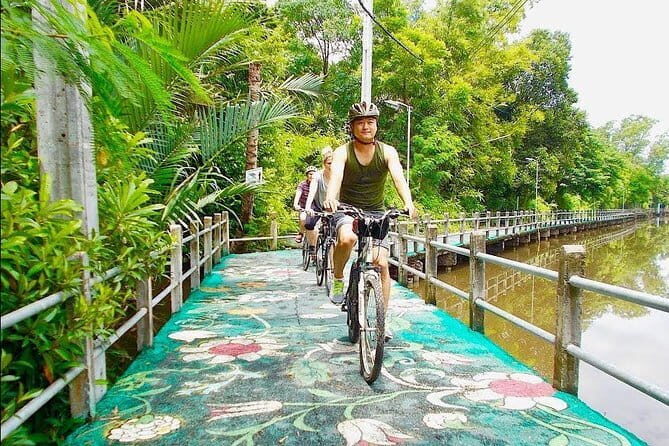 Bangkok: Railway & Damnoen Saduak Floating Market with Transfer - The Sum Up: Is This Tour Worth Your Time?