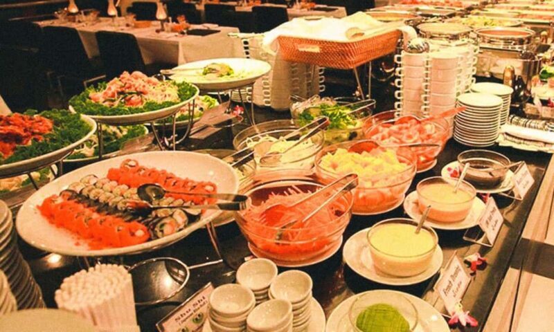 Bangkok: Royal Princess Cruise with Buffet Dinner & Show - FAQ