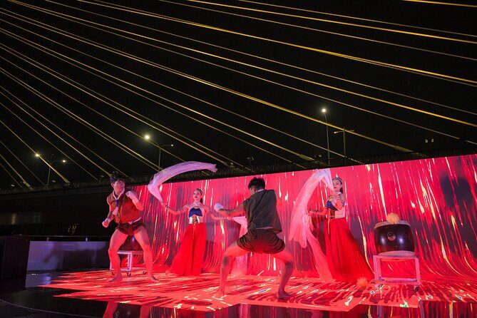 Bangkok Sawasdee Chaophraya Dinner Cruise from ICONSIAM - Who Should Consider This Tour?
