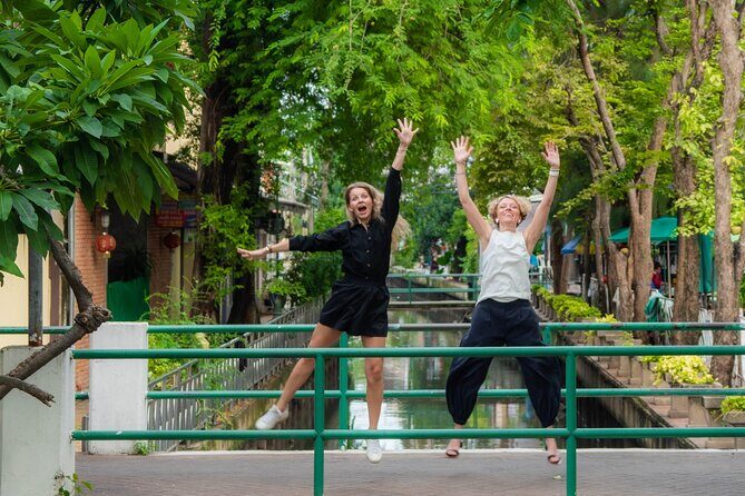 Bangkok Street Hidden Gems Photography Tour - Historic and Cultural Landmarks