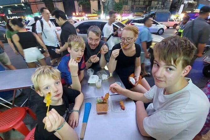 Bangkok : Sunset Food tour by Tuk Tuk boat with big Buddha view - Authentic Experience and Genuine Value