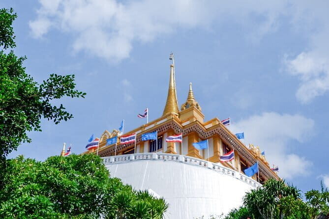 Bangkok : Sunset Food tour by Tuk Tuk boat with big Buddha view - FAQ