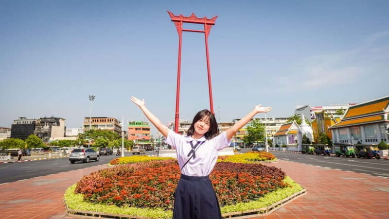 Bangkok: Thai School Uniform Tour - How the Tour Is Organized and Its Practical Aspects