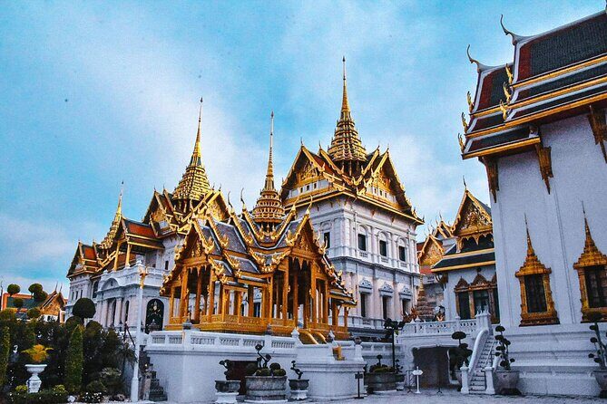 Bangkok: The Grand Palace, Wat Pho, and Wat Arun Walking Tour - Who Is This Tour Best For?
