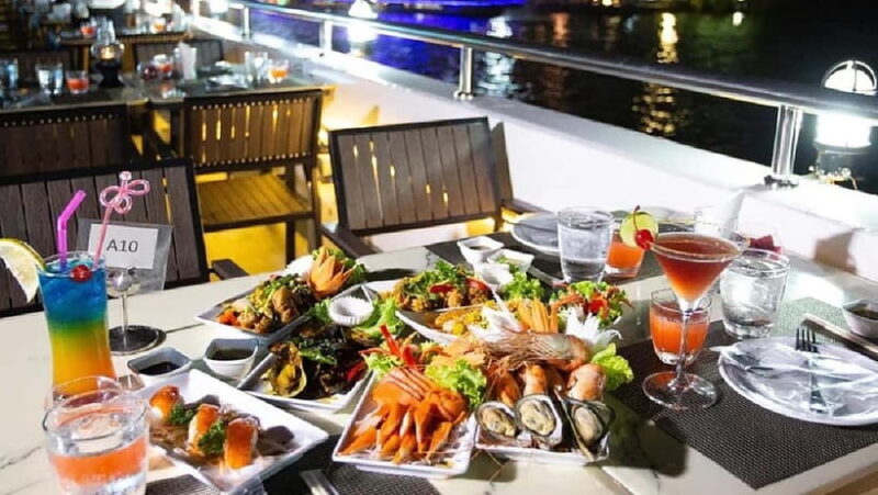 Bangkok: The Planet Dinner Cruise - Key Points