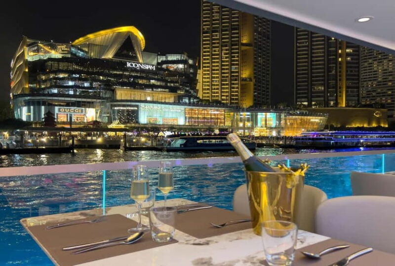 Bangkok: The Planet Dinner Cruise - The Value for Money