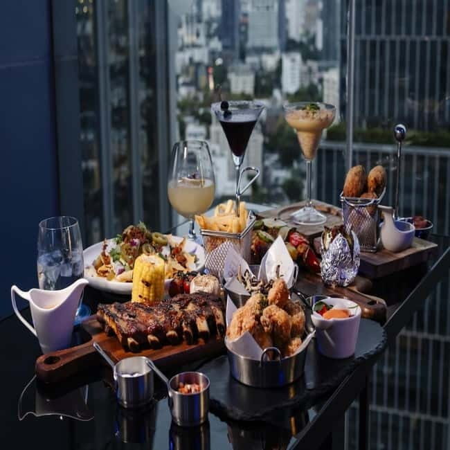 Bangkok: The Vue Bar Rooftop at Mercure Bangkok Sukhumvit 24 - A Closer Look at The Vue Bar Rooftop Experience