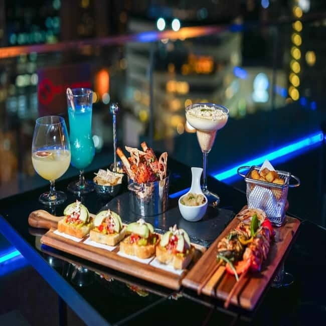 Bangkok: The Vue Bar Rooftop at Mercure Bangkok Sukhumvit 24 - Comparing to Similar Experiences