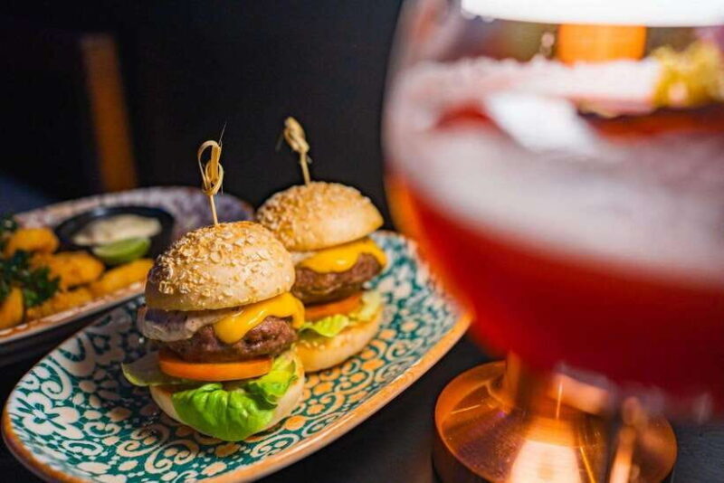 Bangkok: ThreeSixty Jazz Lounge at Millennium Hilton - FAQ