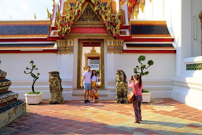 Bangkok Thrilling Tuk Tuk Tour (Private & All-Inclusive) - Authenticity, Food, and the Nighttime Atmosphere