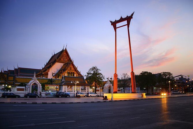 Bangkok Under the Night Lights by TUK-TUK (SHA Plus) - Authentic Experiences and Unique Perspectives