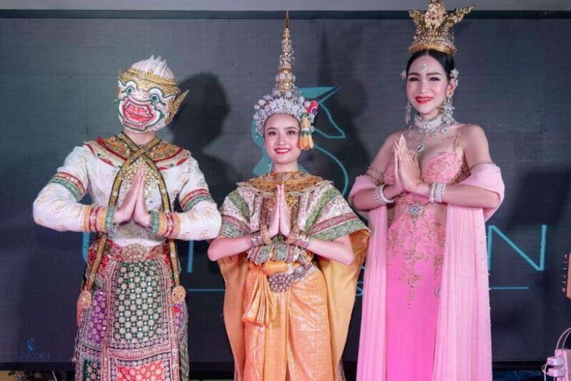 Bangkok: Unicorn Chao Phraya River Dinner Cruise - What To Expect From the Experience