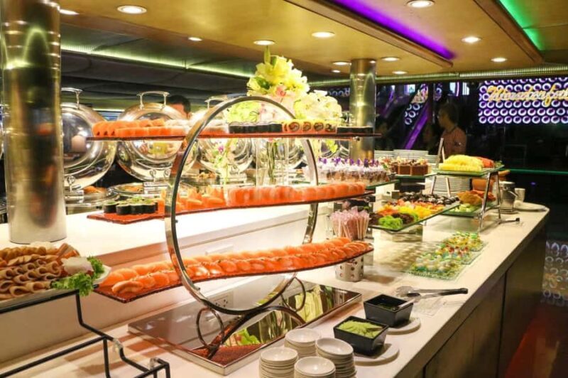 Bangkok: Wonderful Pearl Dinner Cruise and Live Performance - Authentic Touches and Entertainment