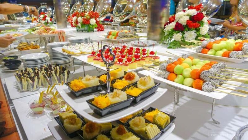 Bangkok: Wonderful Pearl Dinner Cruise and Live Performance - Who Will Enjoy This Experience?