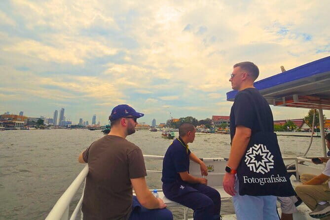 Bangkok's Best: City Highlights & Floating Market Private Tour - An In-Depth Look at What Makes This Tour Stand Out