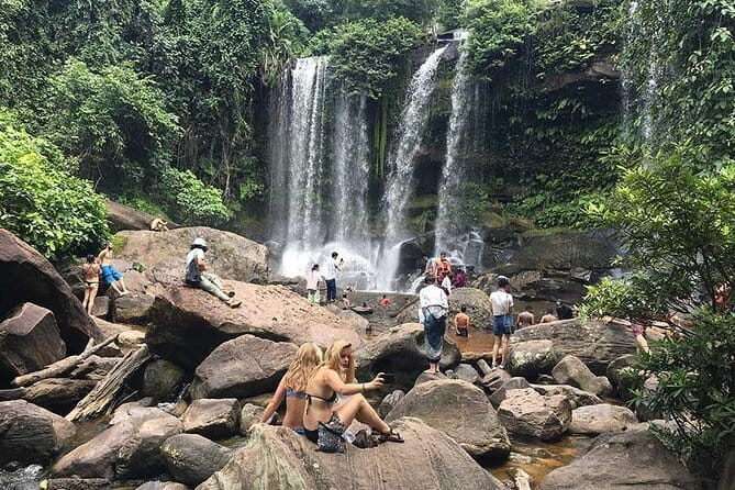 Banteay Srei Temple and Kompong Phluk Village Private Tour - FAQ