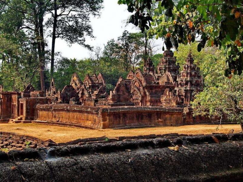 Bantreay Srei (Lady Temple), Kbal Spean and Landmine Museum - A Closer Look at the Experience