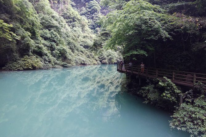 Baofeng Lake,Zhangjiajie Glass Bridge & Grand Canyon day tour - Introduction to the Zhangjiajie Day Tour